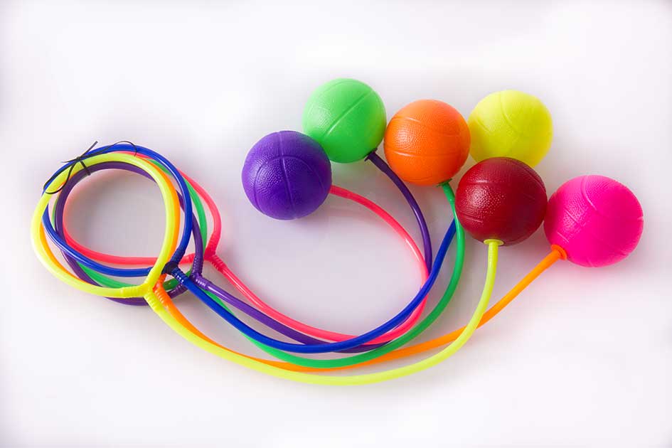 juguete de plástico para brincar con pelota